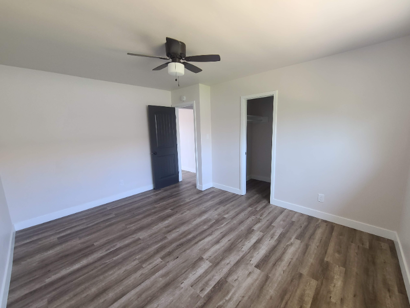 1907 D Ave - Photo 6 of 8