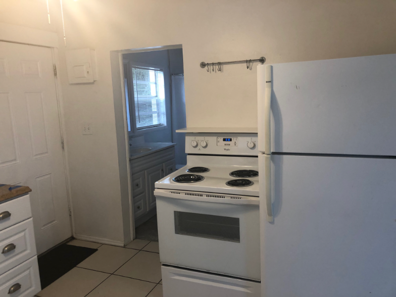 4321 Hargrave St - Photo 3 of 10
