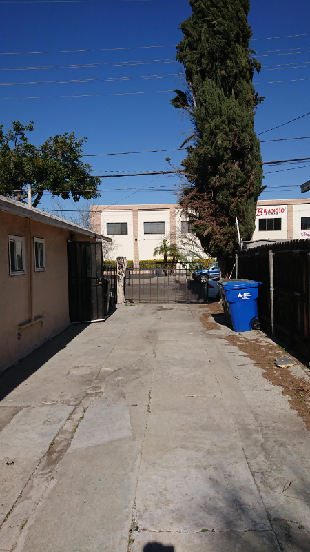 9318 Rush St - Photo 3 of 10