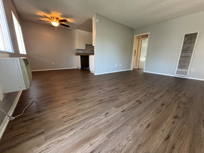 1331 W Central Ave - Photo 7 of 12