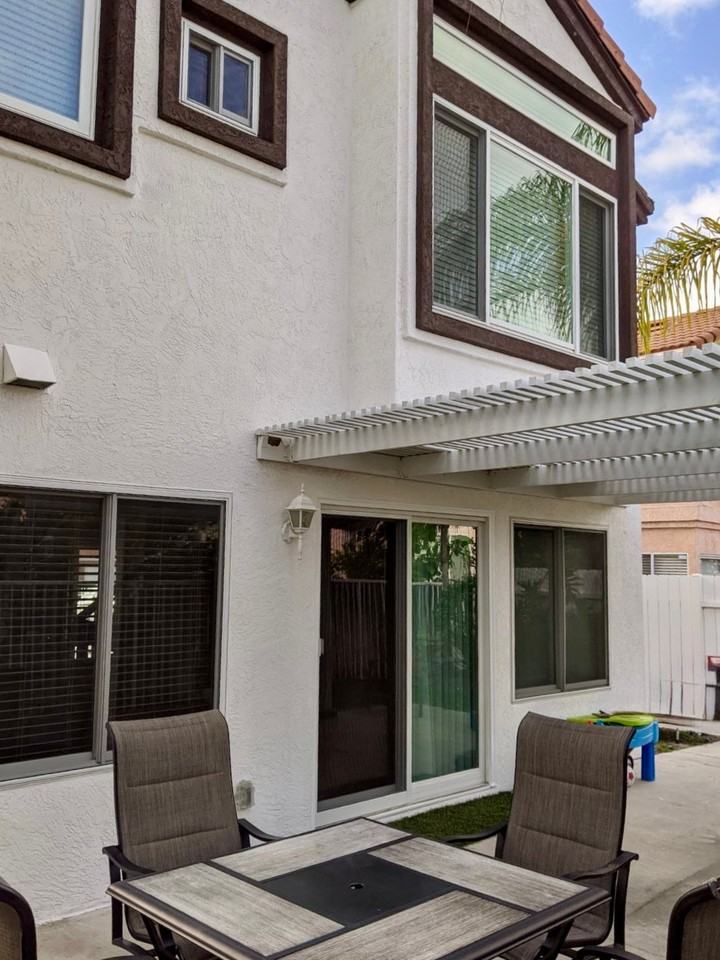 2126 Shoreview Pl - Photo 3 of 35