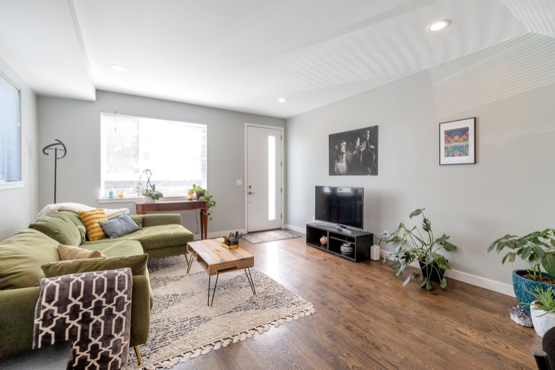 395 Decatur St - Photo 5 of 15