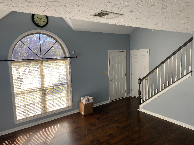 2009 Stonewood Ln - Photo 2 of 10
