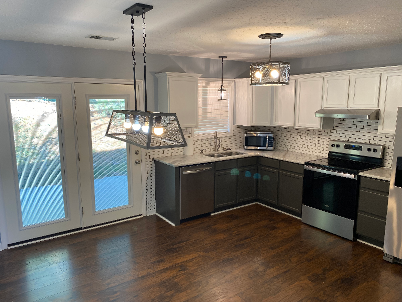 2009 Stonewood Ln - Photo 4 of 10