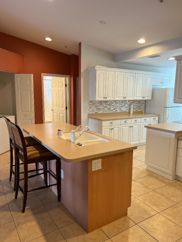 7060 Strand Cir #7060 - Photo 4 of 29