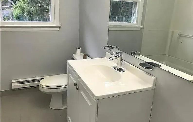 135 Bay Shore Dr - Photo 5 of 7