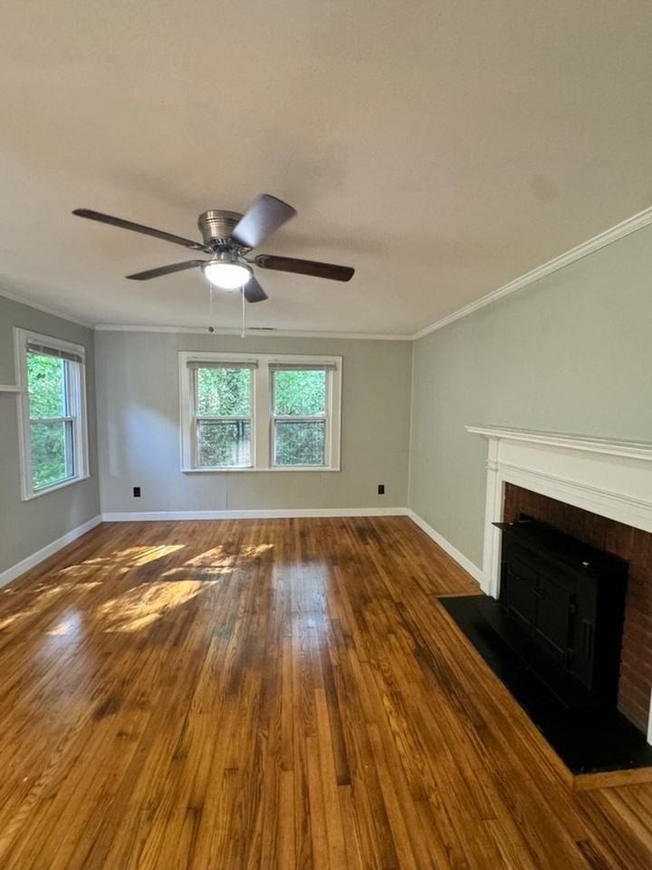 262 Monfredo St - Photo 6 of 15