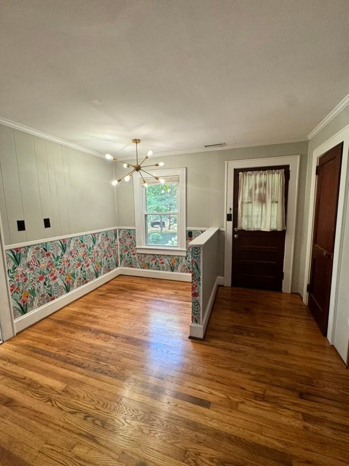 262 Monfredo St - Photo 7 of 15