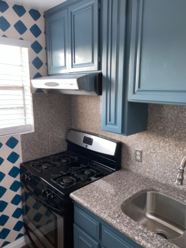 2436 Federal Ave #8 - Photo 6 of 19