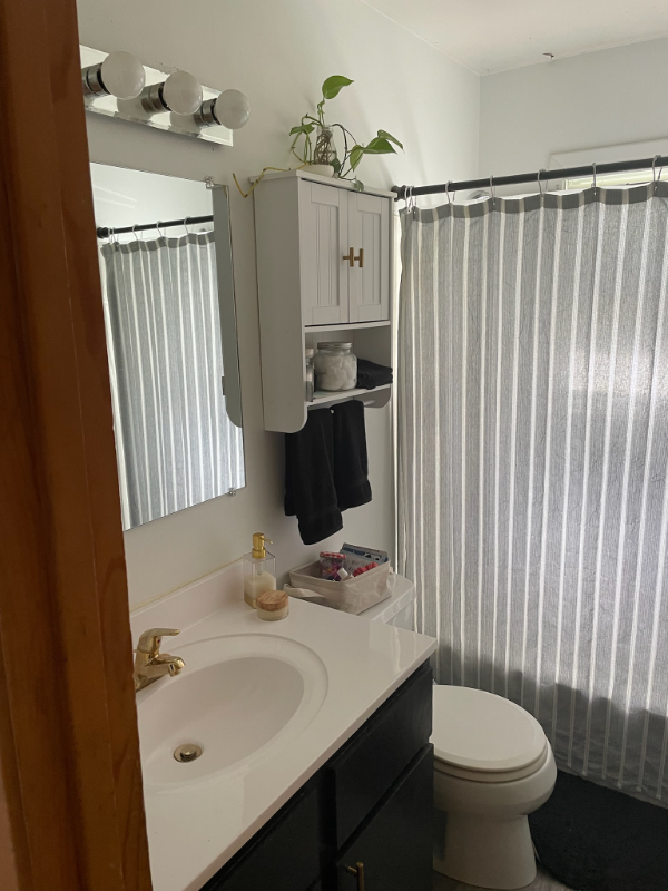 843 S 45th St #843 - Photo 4 of 19