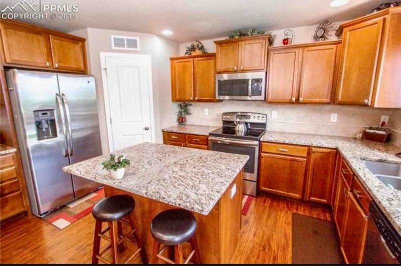 7756 Crestone Peak Trl - Photo 3 of 25