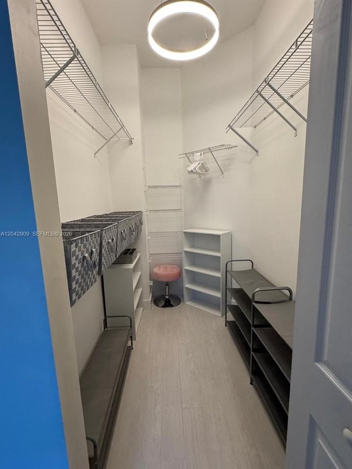 4602 Southwest 160th Avenue - Photo 3 of 13