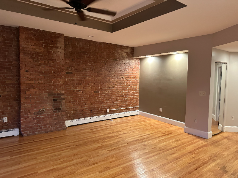 33 Moreland St #3 - Photo 2 of 10