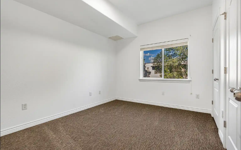 1156 E St #315 - Photo 3 of 17