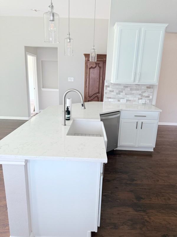 2345 Aurora Dr - Photo 5 of 34
