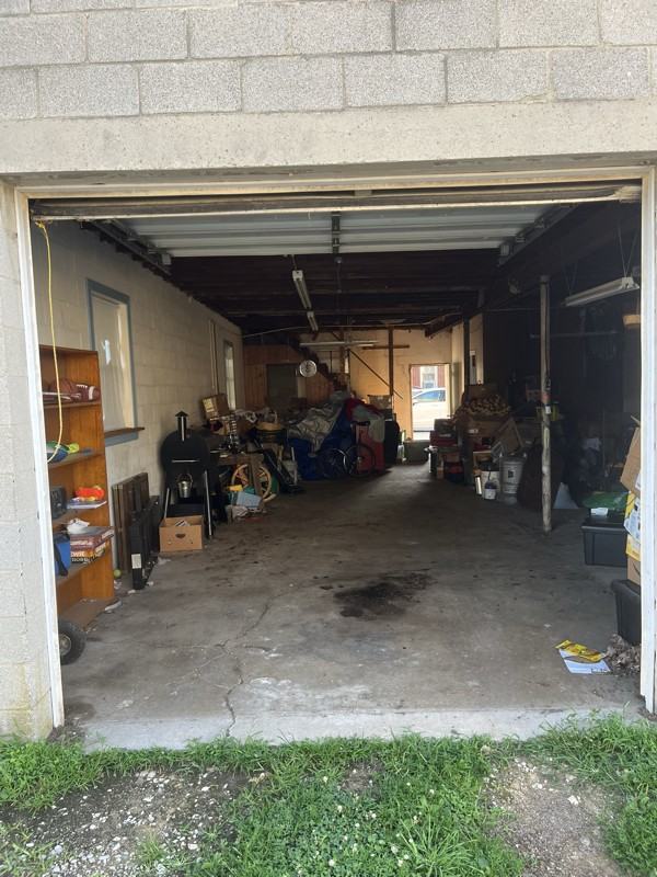 536 S Franklin St - Photo 6 of 14
