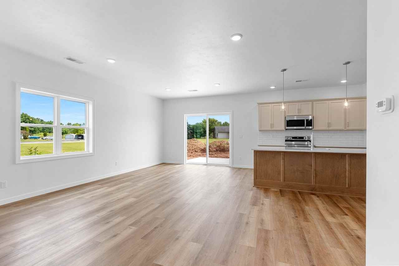 2711 Sachet Pl - Photo 7 of 20