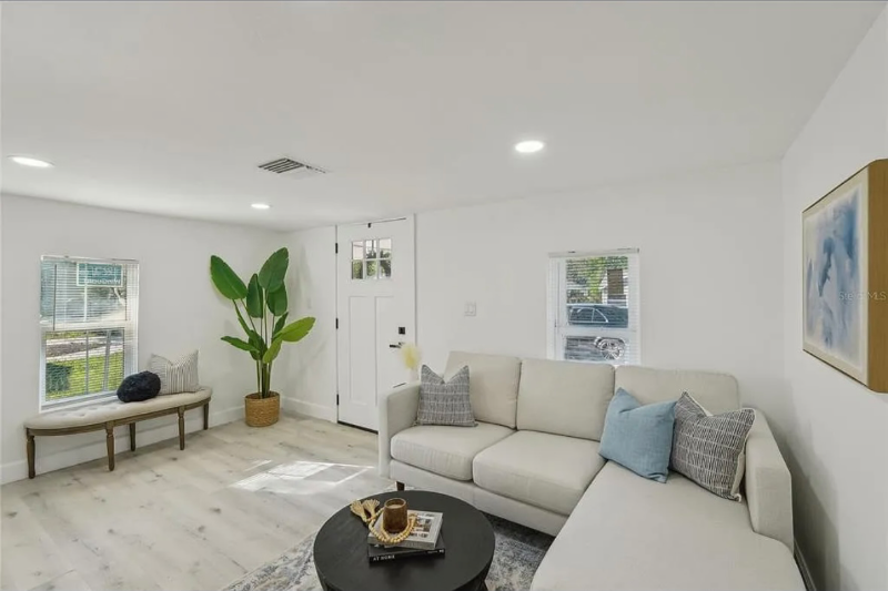 2111 E Ellicott St - Photo 3 of 14