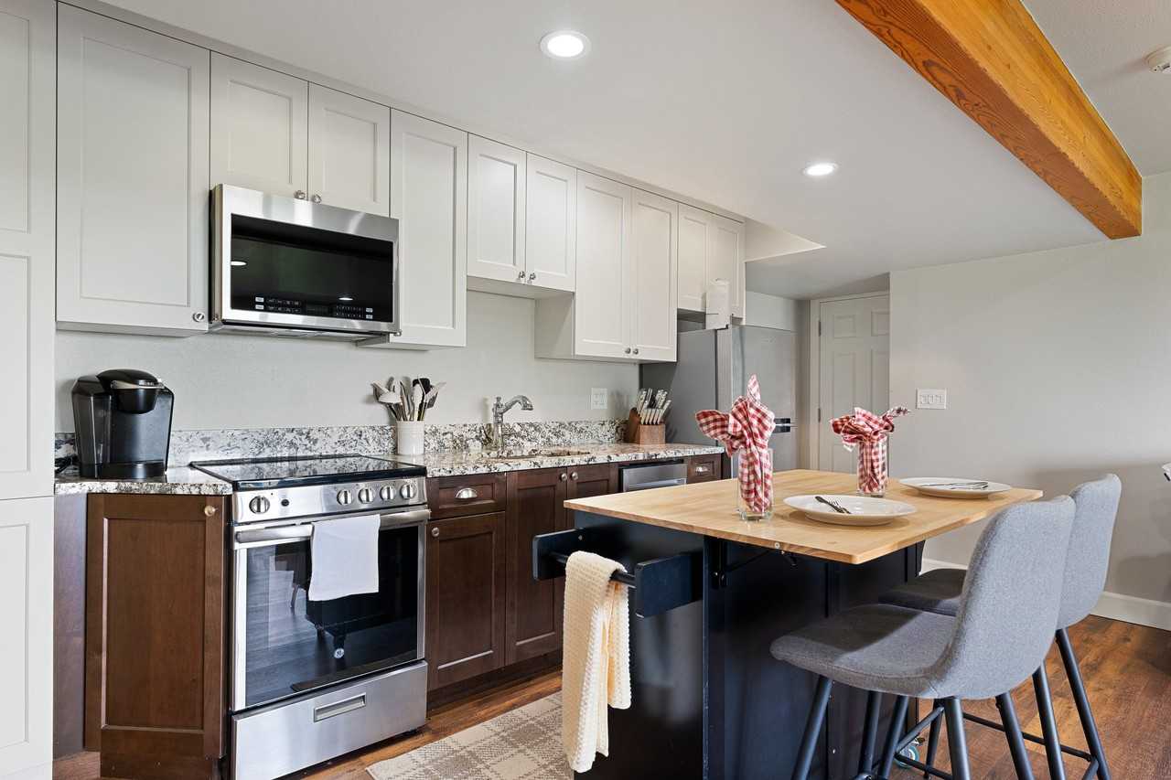 3317 S Eastern Rd #A - Photo 6 of 15
