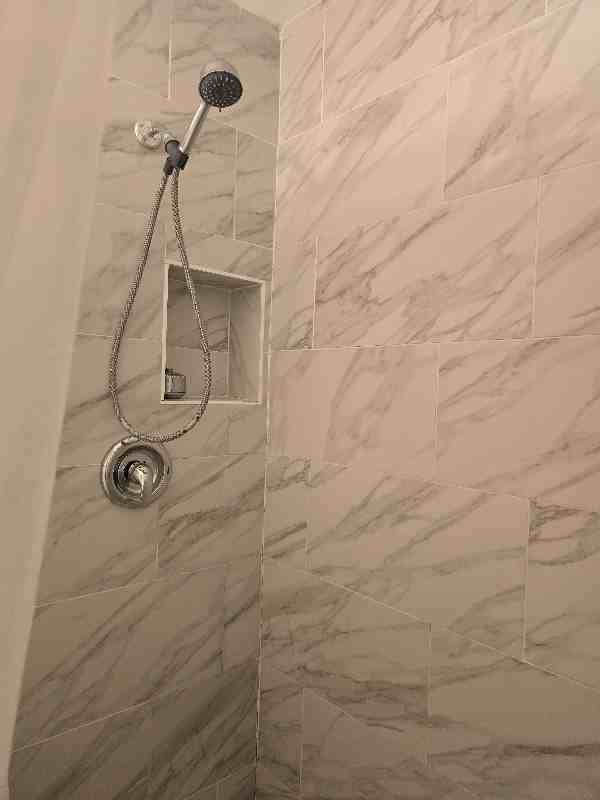 325 Elvira St - Photo 4 of 8