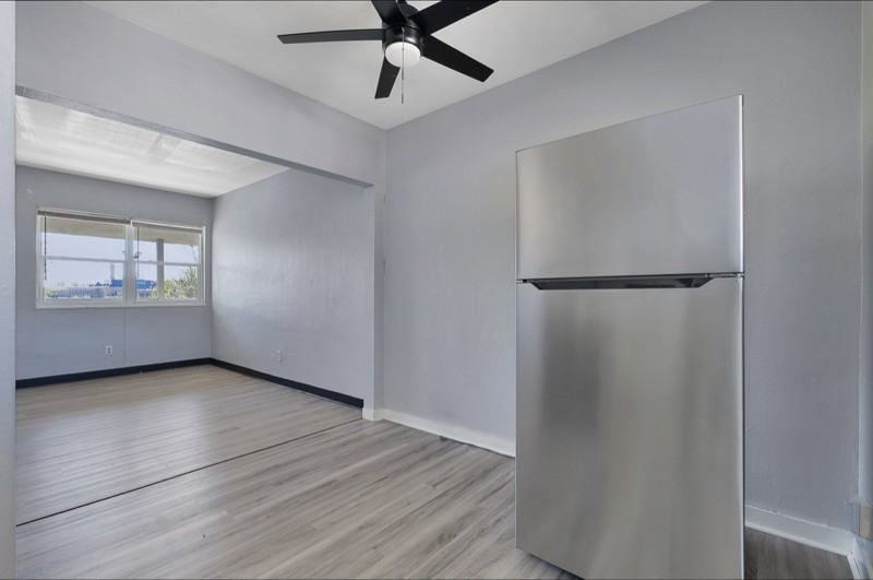 474 E Norwich Ave #E - Photo 6 of 18