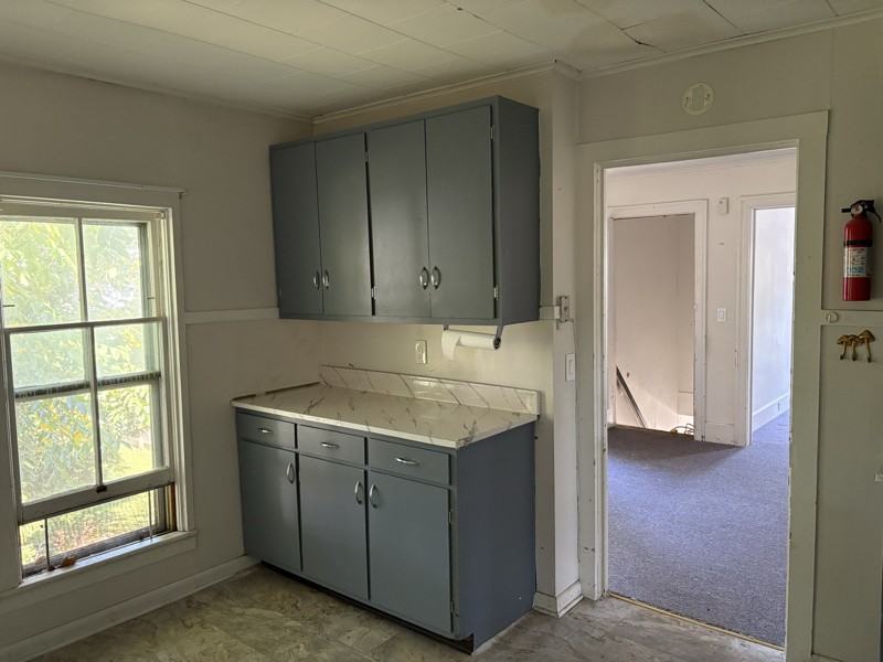 35 Center St #2 - Photo 3 of 12