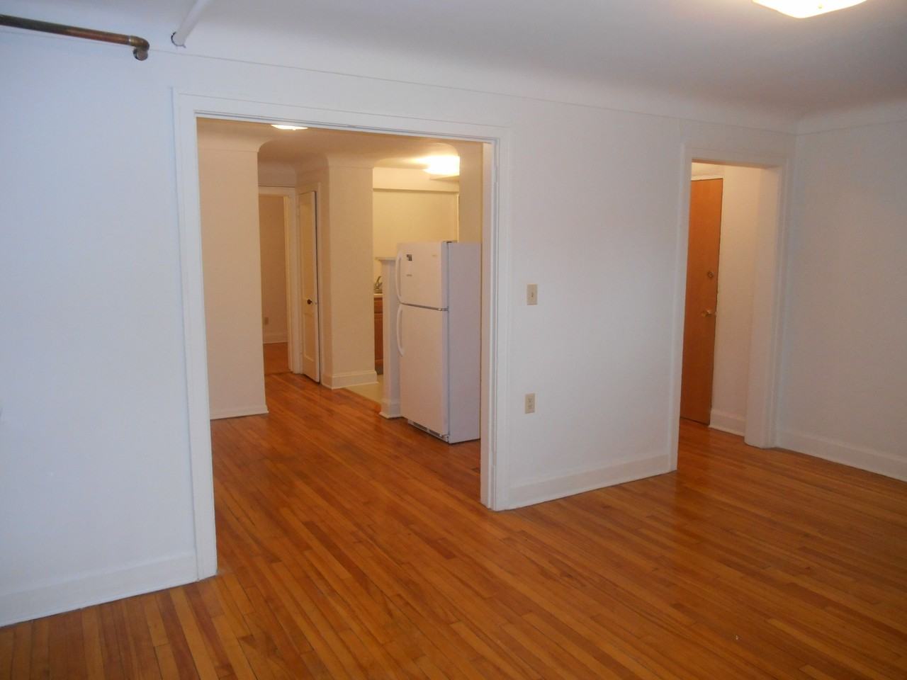 902 Grand Avenue - Photo 5 of 22