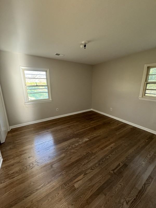 5925 Washington Ave - Photo 2 of 9