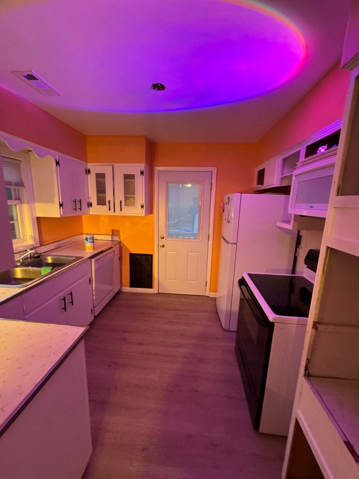 5925 Washington Ave - Photo 5 of 9