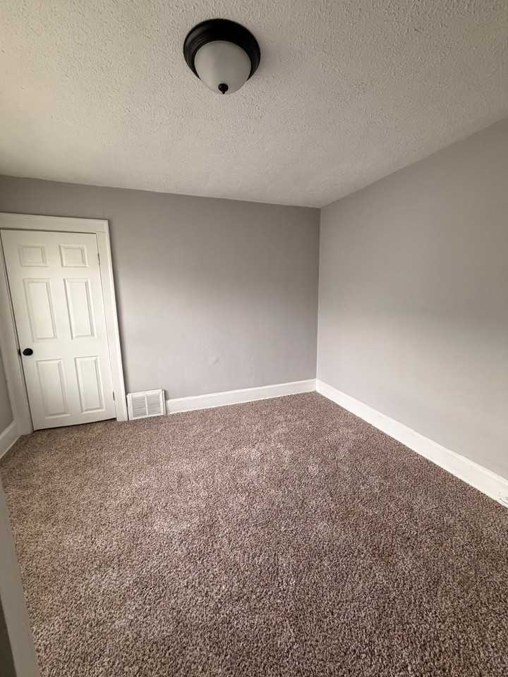 156 Arthur Ave #1 - Photo 7 of 8