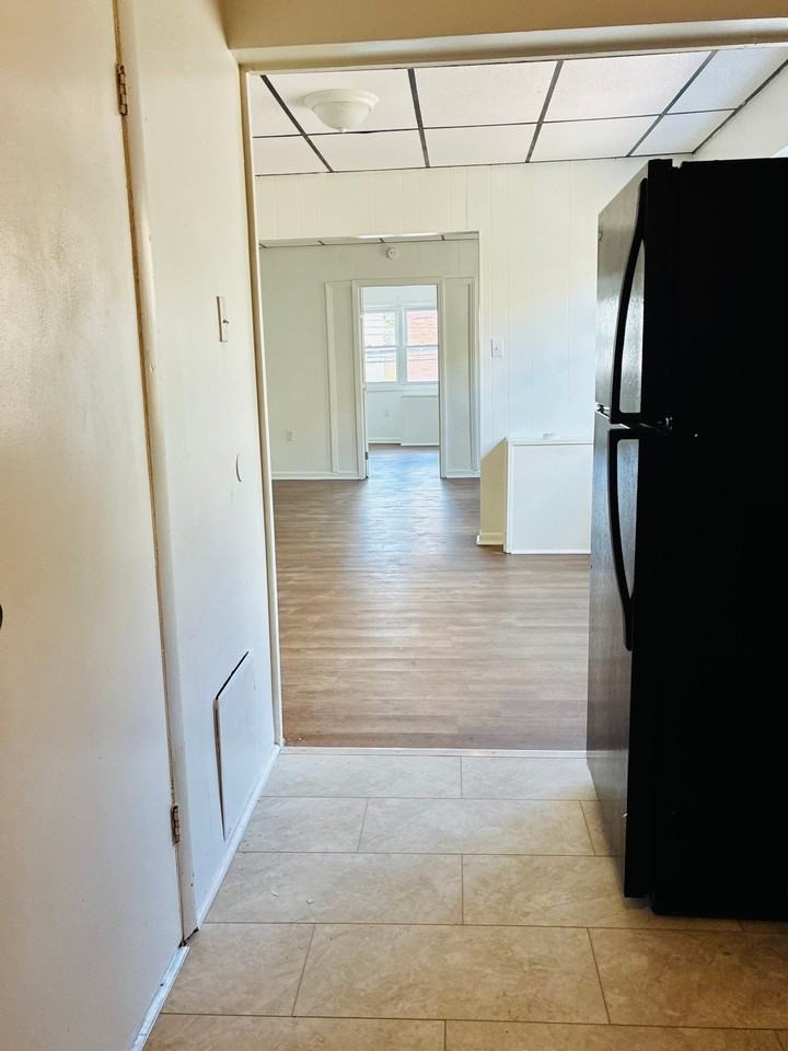 28 E Main St #28F - Photo 3 of 10