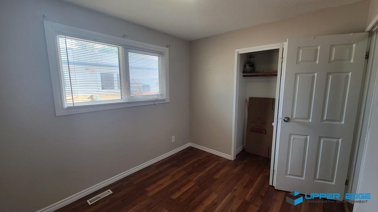 1431 Jefferson Avenue - Photo 5 of 20