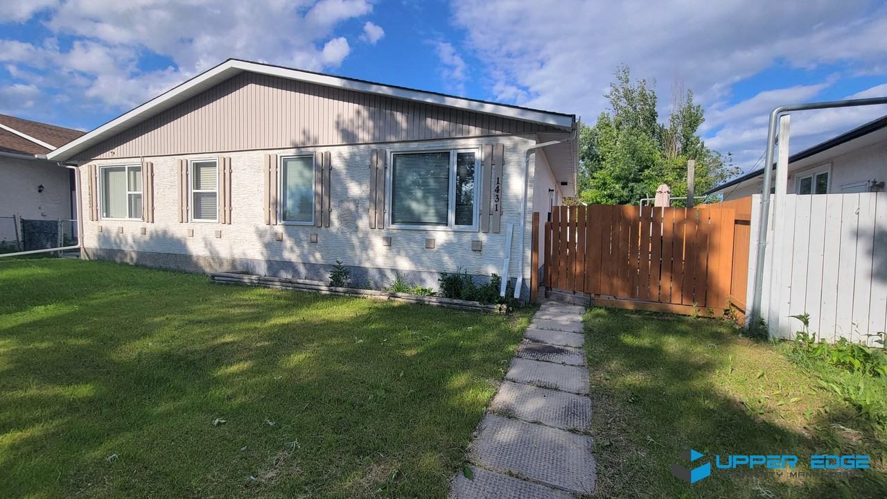 1431 Jefferson Avenue - Photo 2 of 20