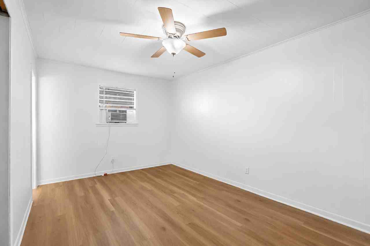 206 Parmley Dr #13 - Photo 4 of 13