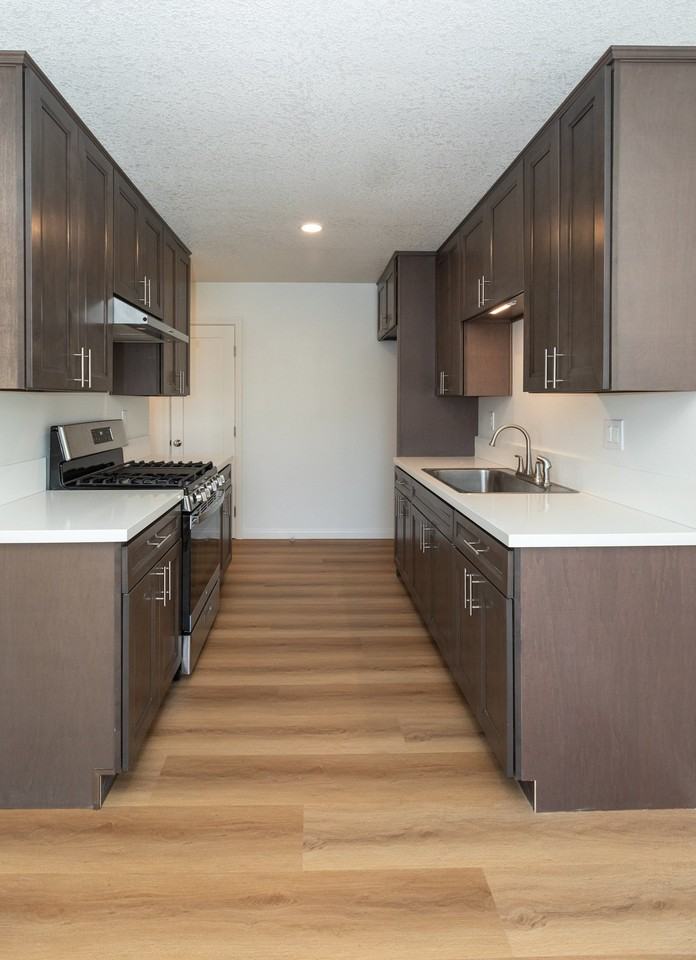 2041 N Ventura Rd #D - Photo 3 of 12