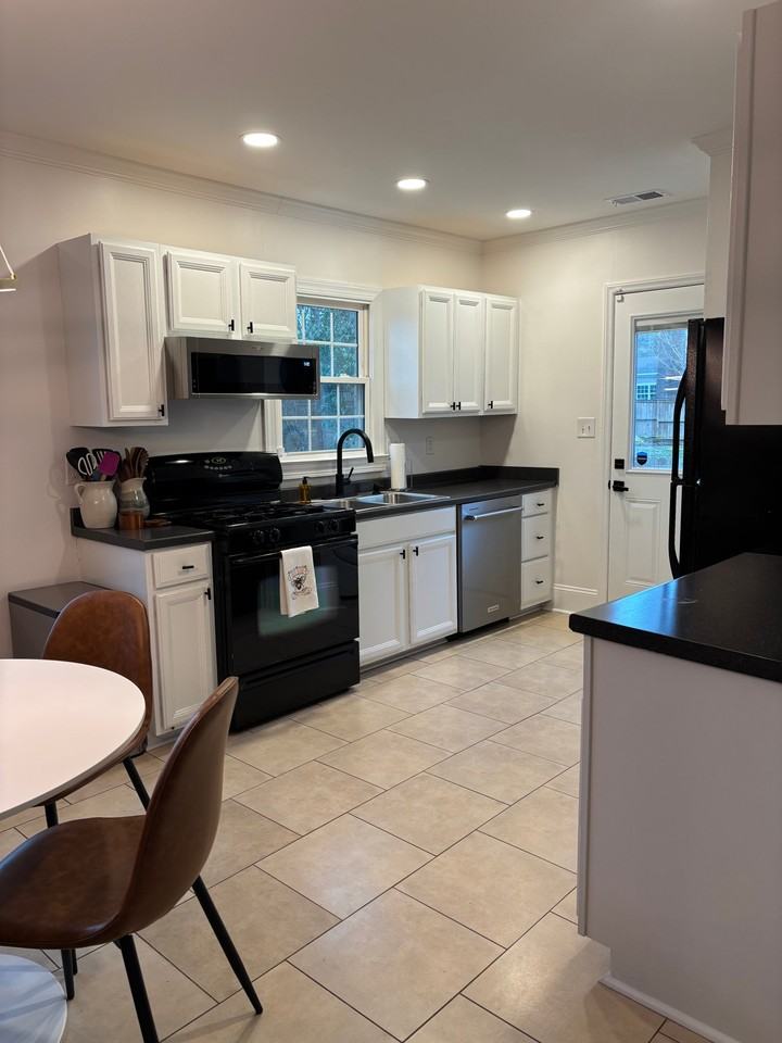 4801 Doris Ave - Photo 6 of 13