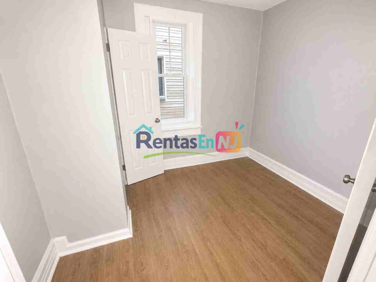 65 Hudson St #1 - Photo 2 of 5