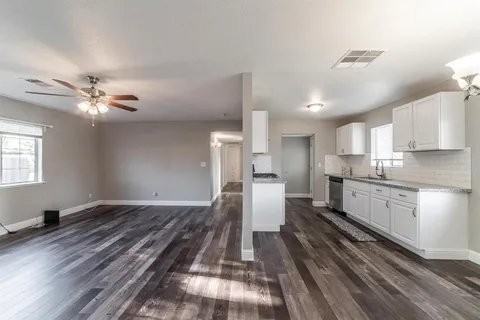 1214 Bennett Way - Photo 6 of 16