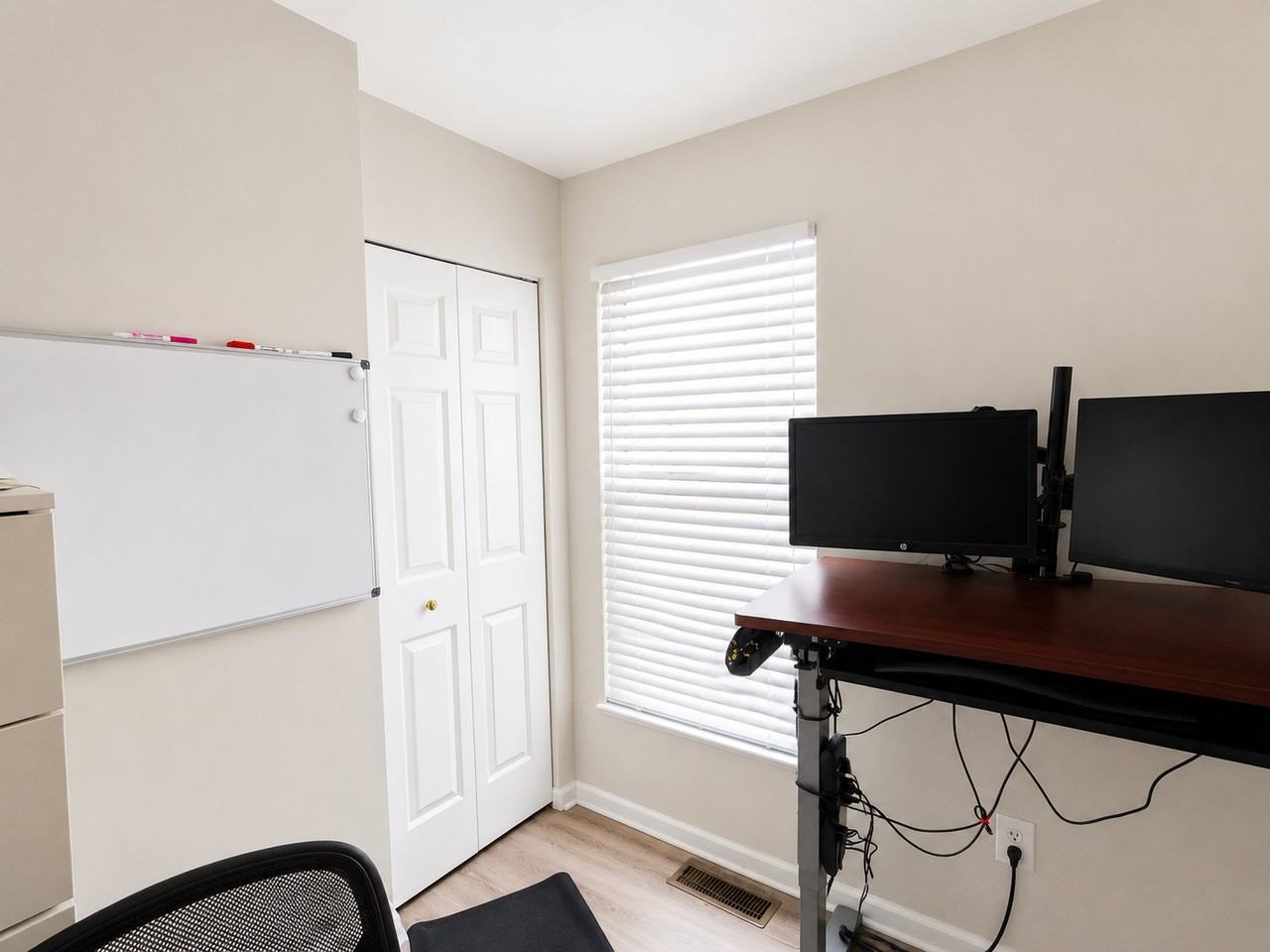 1711 Vonnies View Ct - Photo 4 of 11