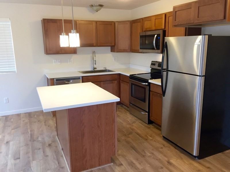 743 S Roberta St #1 - Photo 4 of 18