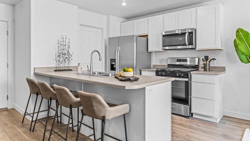 3953 W Yonex Dr - Photo 4 of 47
