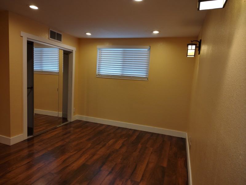 1156 Foothill Dr - Photo 5 of 8