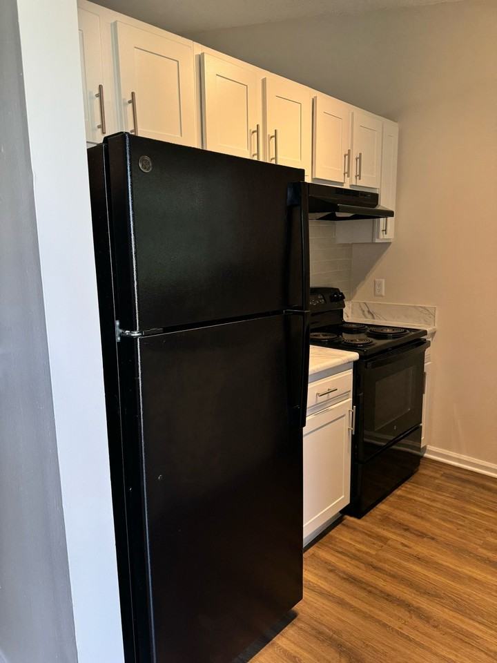 1278 Montecello Dr #B - Photo 6 of 15