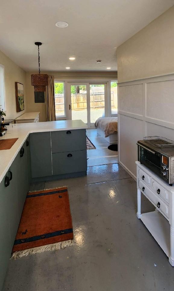 2818 Hawaiian Ave #A - Photo 5 of 13