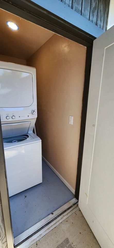 2818 Hawaiian Ave #A - Photo 7 of 13