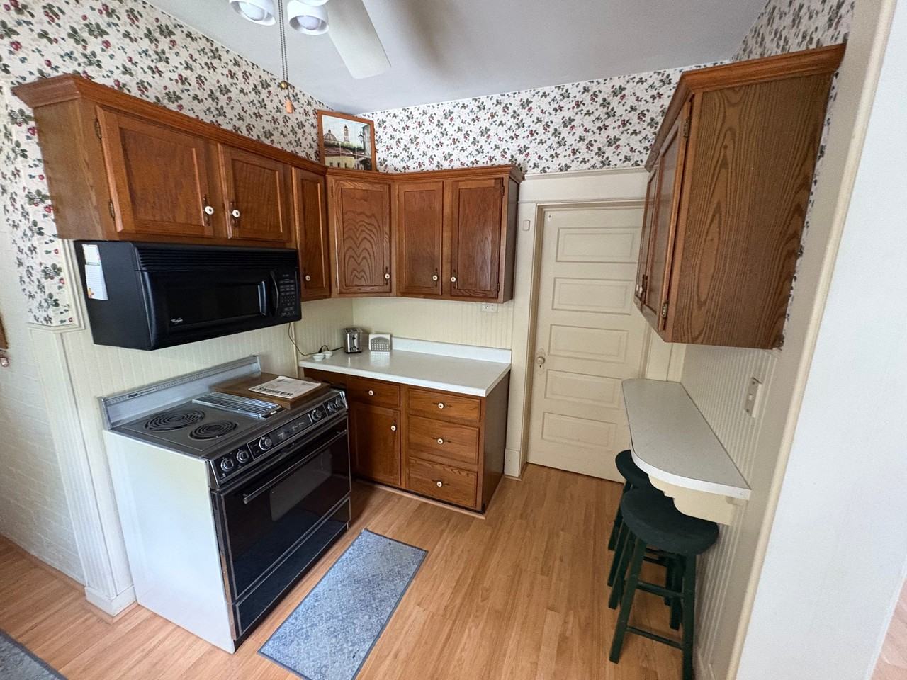 1210 N Vermilion St #1 - Photo 6 of 11