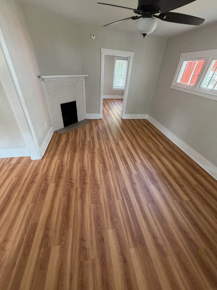 441 W Church St - Photo 2 of 16