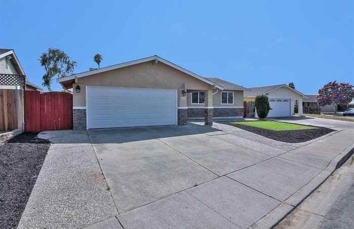 34641 Fielding Ct - Photo 2 of 20