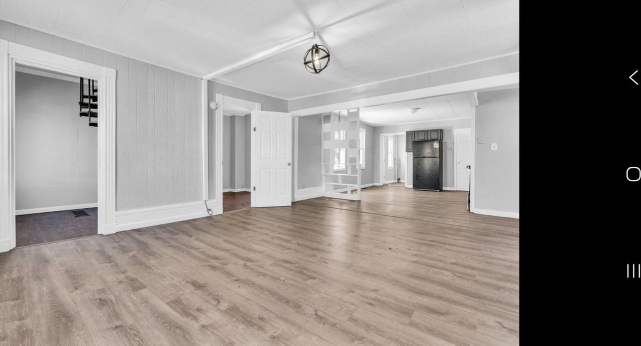 68 Union St - Photo 5 of 10
