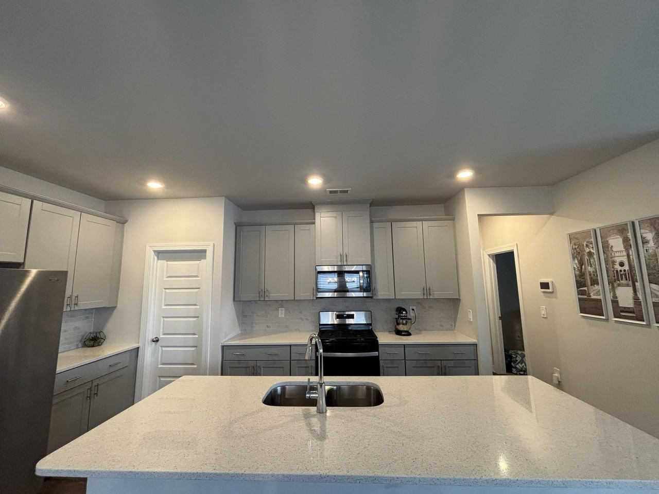702 Whitebark Dr - Photo 6 of 18